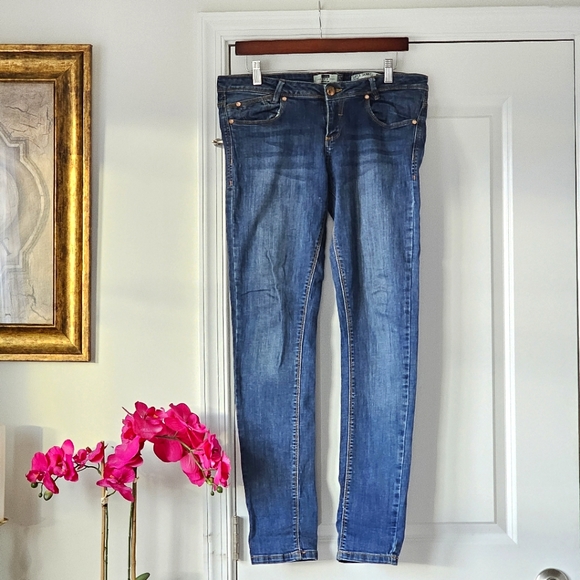 Bershka Denim Supper Skinny Low Rise Size 10 - Picture 12 of 13